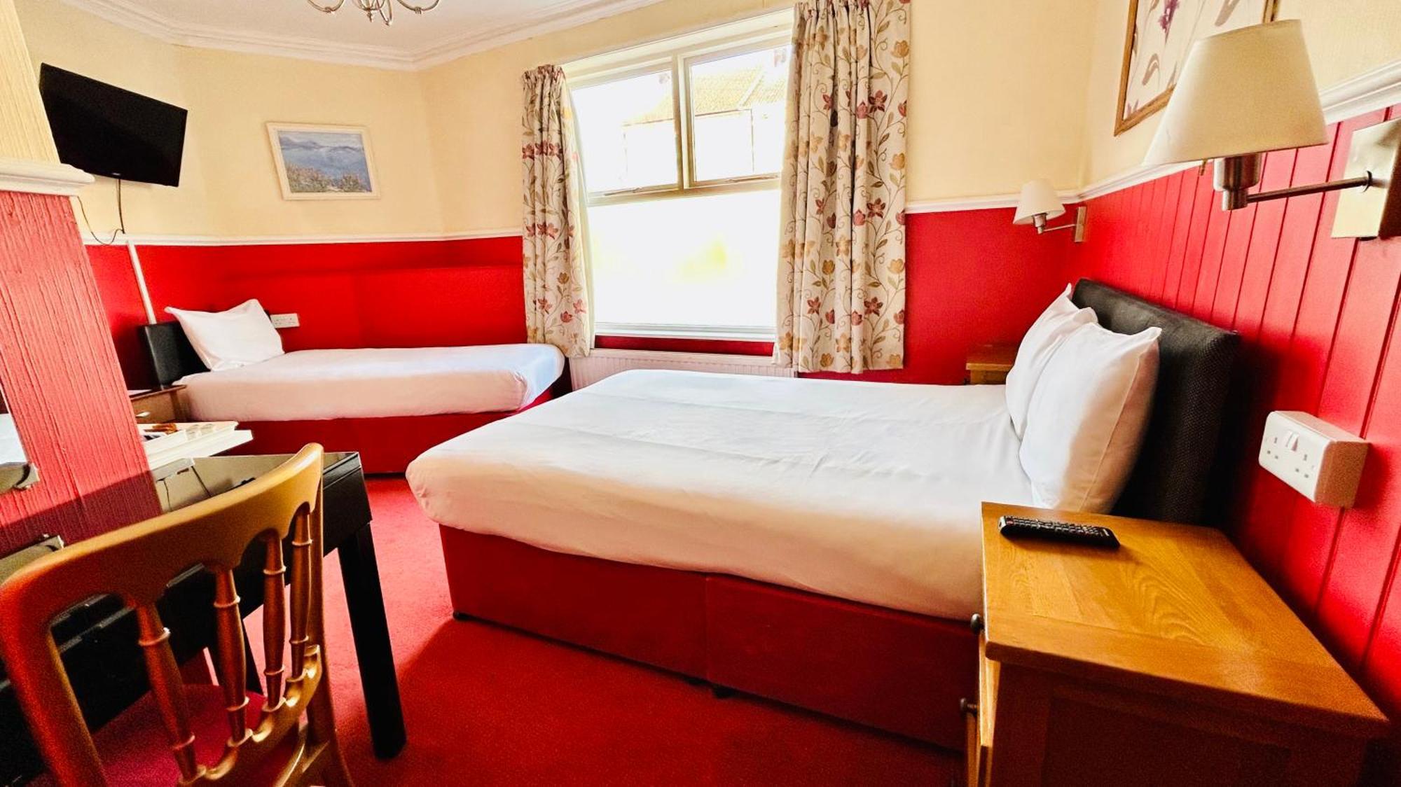 The Columbia Hotel Wellingborough Buitenkant foto
