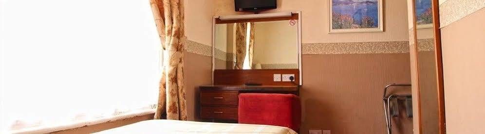The Columbia Hotel Wellingborough Buitenkant foto