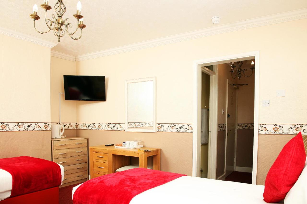 The Columbia Hotel Wellingborough Buitenkant foto